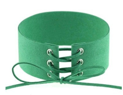Necklaces with short necked necklaces