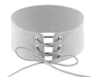 Necklaces with short necked necklaces